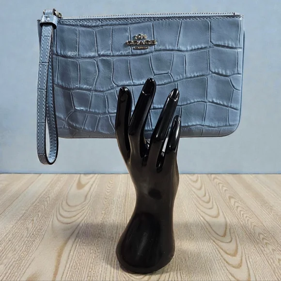 COACH Authentic Light Blue Croc Embossed Leather Large Zip Pouch Wristlet - Picture 2 of 8